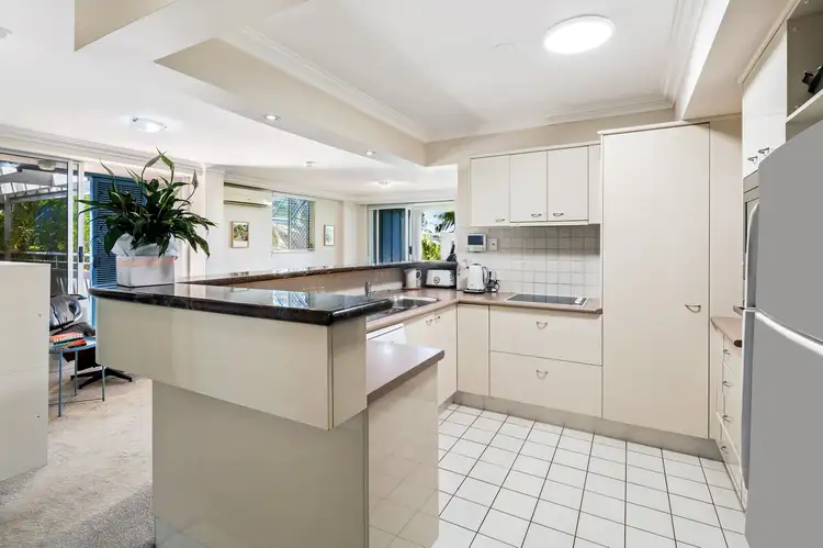 Seventh view of Homely unit listing, 303/190 Swann Road, Taringa QLD 4068