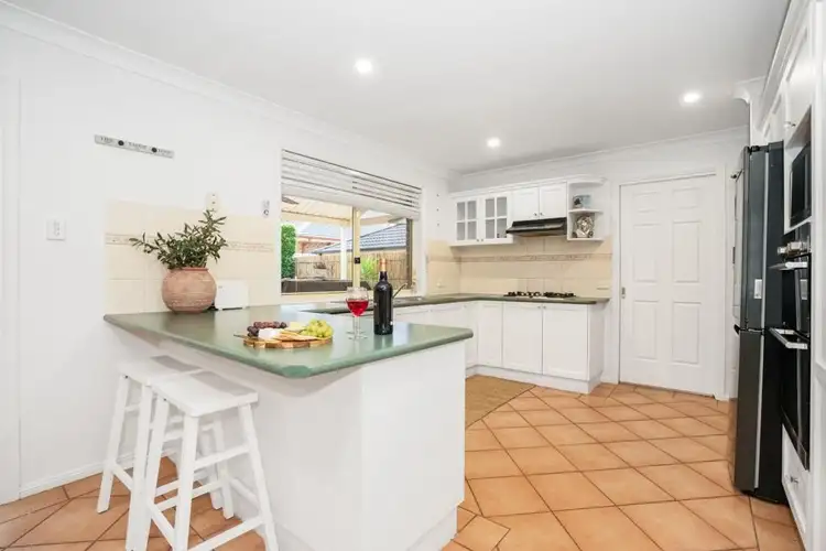 Fifth view of Homely house listing, 2 Dianella Place, Mount Annan NSW 2567