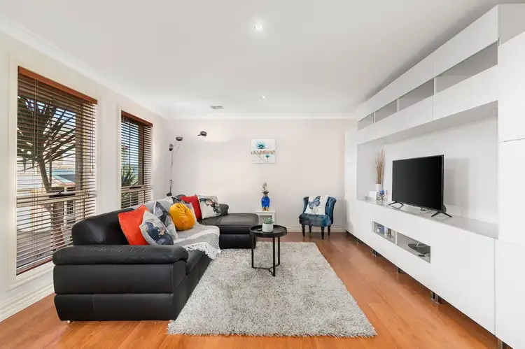15/72-74 Bridge Street, Eltham VIC 3095
