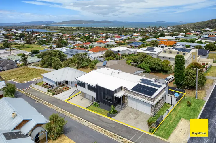 Main view of Homely house listing, 1/138A Hare Street, Mount Clarence WA 6330