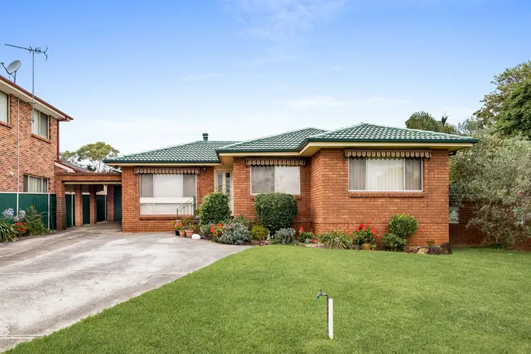7 Ocean Place, Woodbine NSW 2560