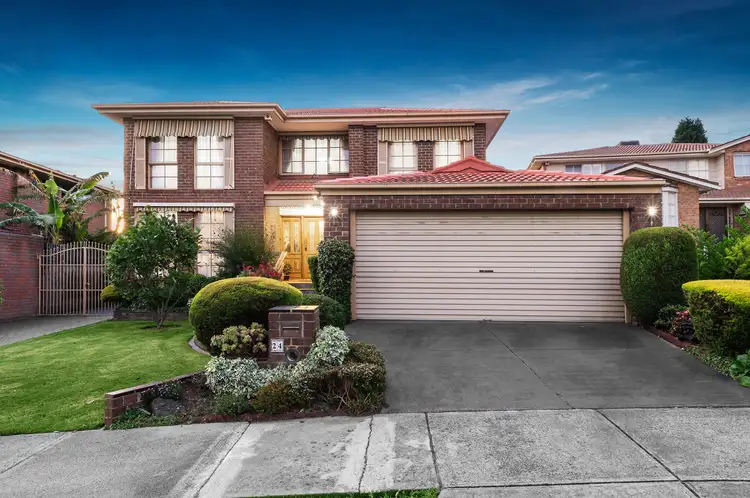 24 Wakley Crescent