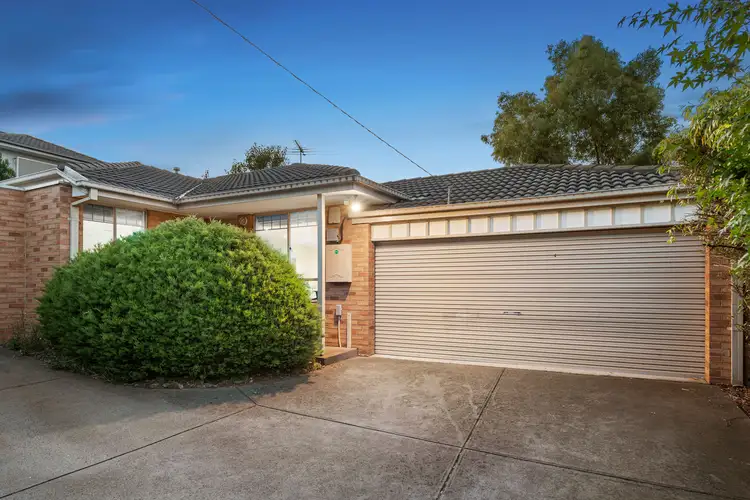 Main view of Homely unit listing, 2/27 Kevin Street, Mount Waverley VIC 3149