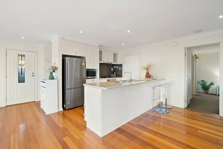 Sixth view of Homely unit listing, 2/27 Kevin Street, Mount Waverley VIC 3149
