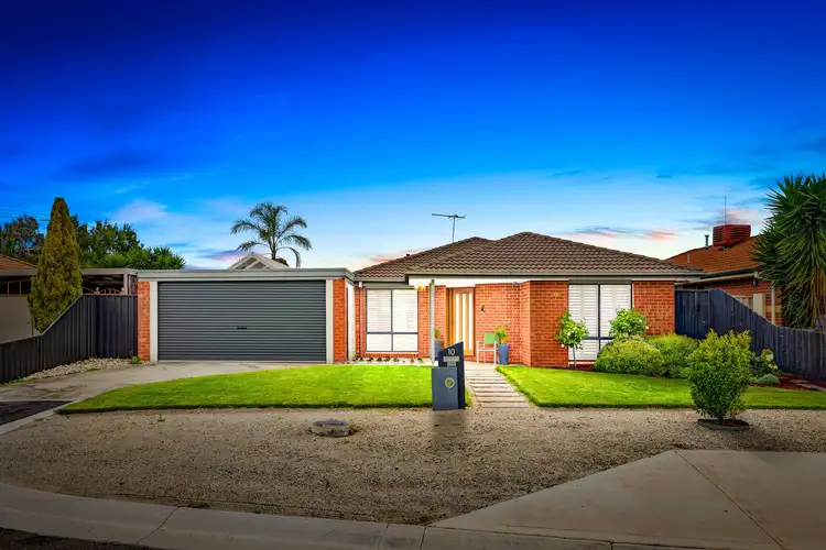 10 Dunk Court, Hoppers Crossing VIC 3029