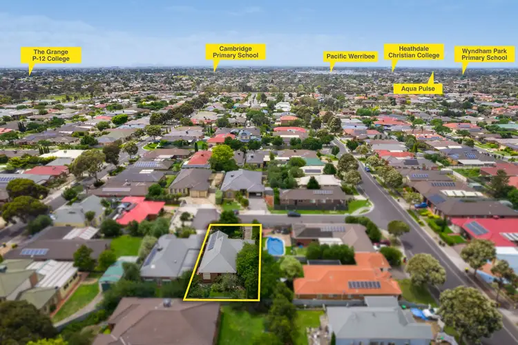 Second view of Homely house listing, 2 Alec Court, Tarneit VIC 3029