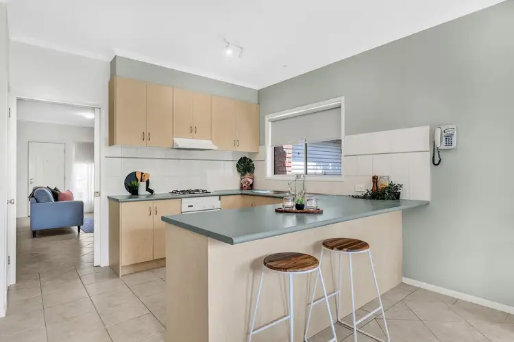 Sixth view of Homely house listing, 2 Alec Court, Tarneit VIC 3029