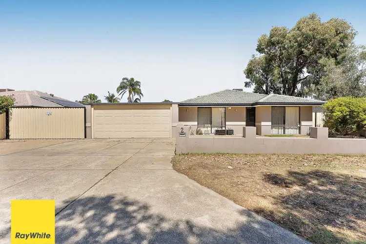 2 Dunelt Place, Marangaroo WA 6064
