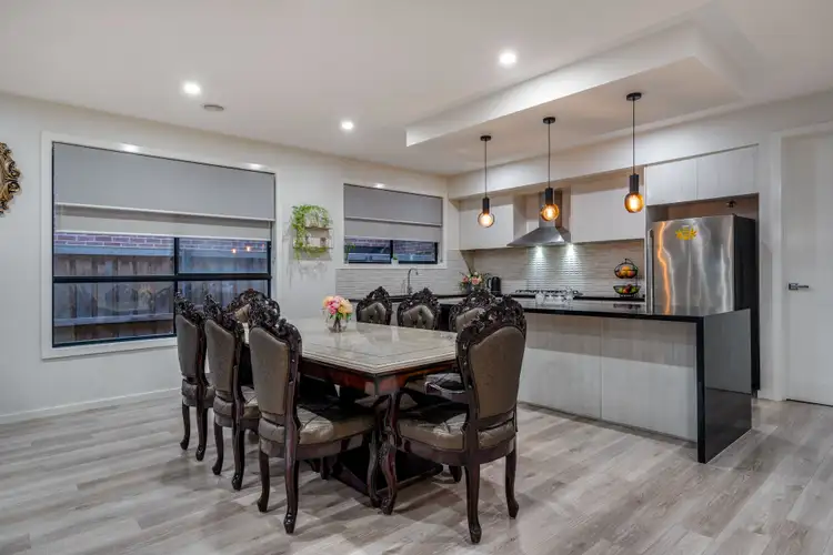 Sixth view of Homely house listing, 30 Wimmera Crescent, Wollert VIC 3750