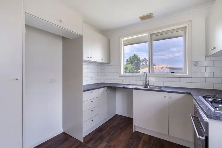 Sixth view of Homely house listing, 8 Coral Court, Craigieburn VIC 3064