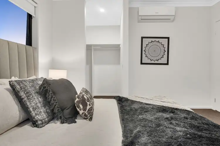 Second view of Homely house listing, 2 Erie Way, Craigieburn VIC 3064