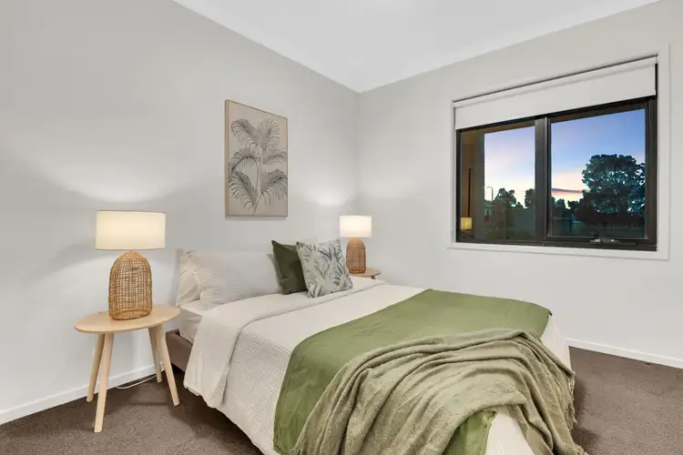 Sixth view of Homely house listing, 2 Erie Way, Craigieburn VIC 3064