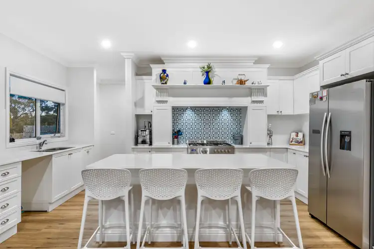 Fifth view of Homely house listing, 10 Oreti Court, Garfield VIC 3814