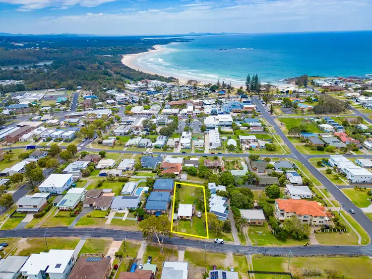 21 Nelson Street, Woolgoolga NSW 2456