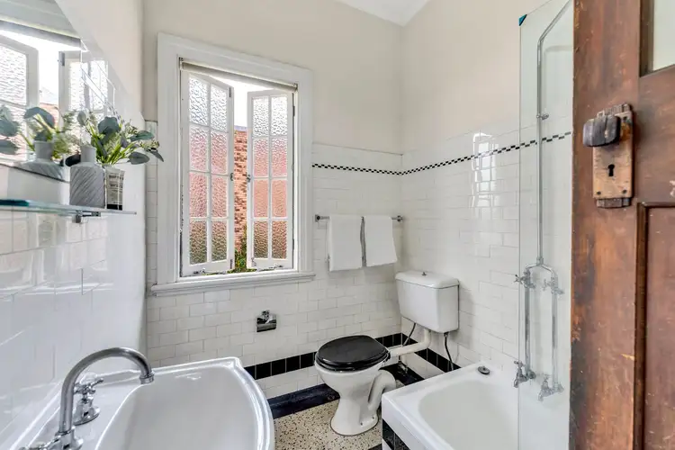 Sixth view of Homely apartment listing, 5/391 Gregory Terrace, Spring Hill QLD 4000