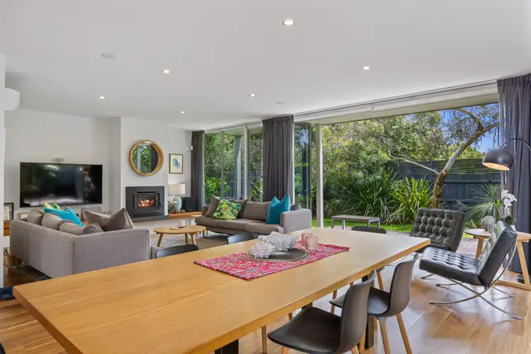 2/12 Ebor Avenue, Inverloch VIC 3996