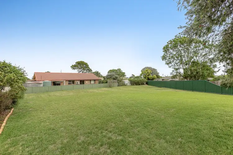 13 Lyndhurst Court, Newtown QLD 4350