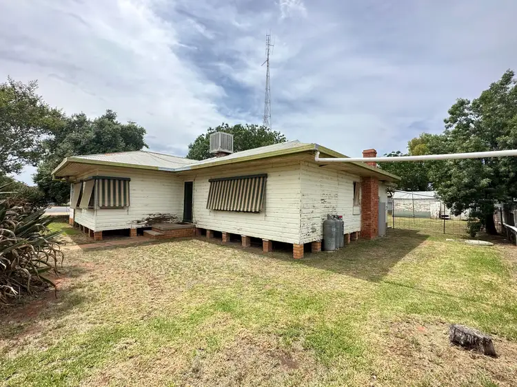 5 Anderson Street, Tullamore NSW 2874