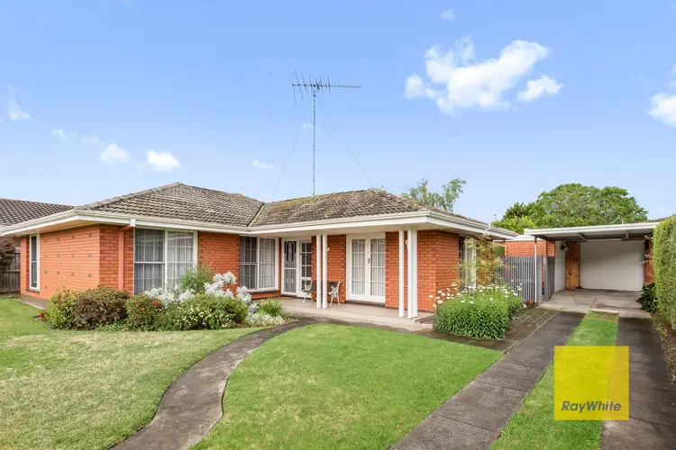 23 Cheryl Crescent, Belmont VIC 3216