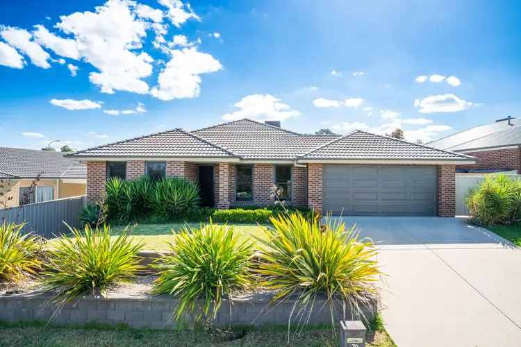 70 Lawson Circuit, Lavington NSW 2641