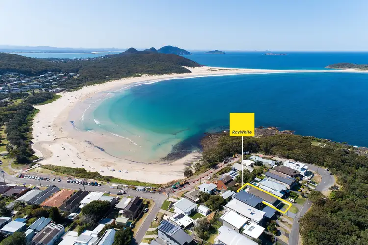 12 Pacific Drive, Fingal Bay NSW 2315