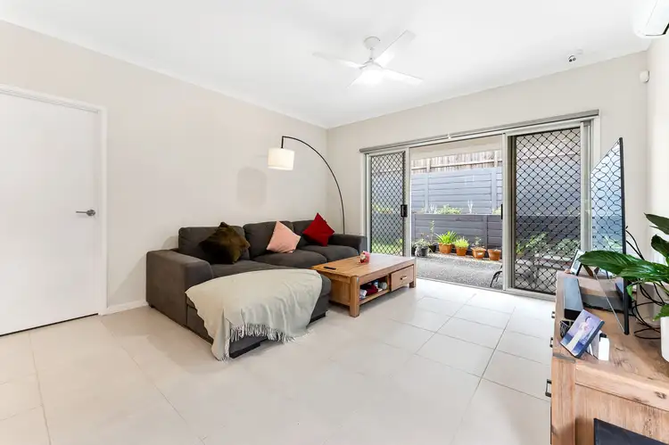 Third view of Homely house listing, 27 Spruce Circuit, Hillcrest QLD 4118