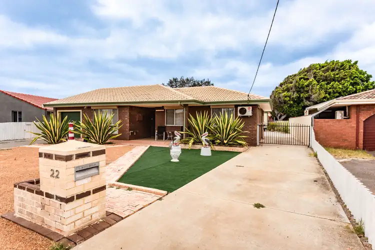 Second view of Homely house listing, 22 Zeewyck Court, Mahomets Flats WA 6530