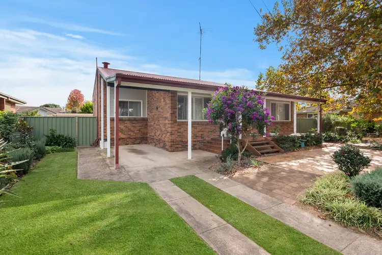 16 Powell Street, Hobartville NSW 2753