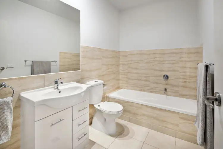 Fifth view of Homely unit listing, 9/32 Pine Hill Drive, Frankston VIC 3199