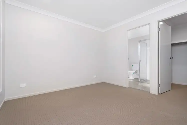 Second view of Homely house listing, 2/20 Glen Ayr Avenue, Cliftleigh NSW 2321