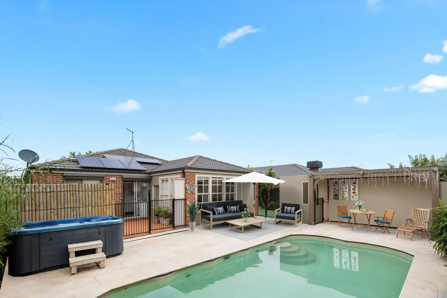 Main view of Homely house listing, 10 Landmark Crescent, Manor Lakes VIC 3024