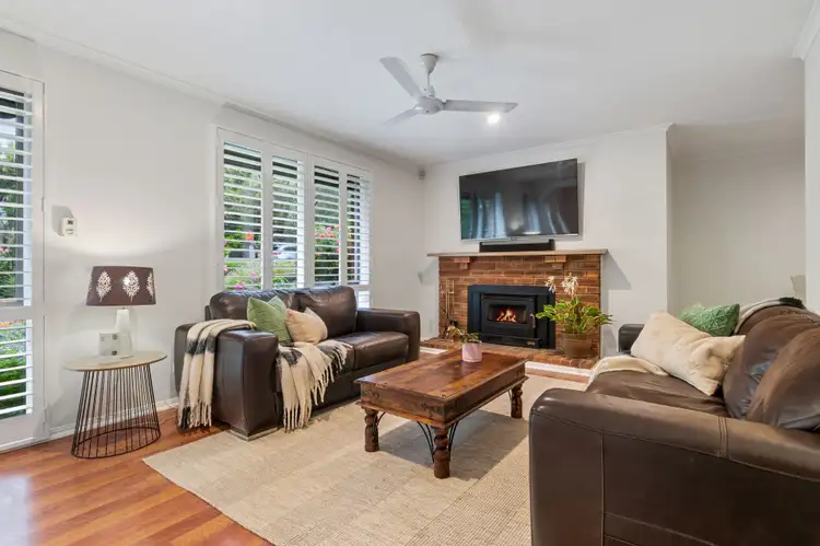 Second view of Homely house listing, 3 Patterdale Court, Croydon Hills VIC 3136