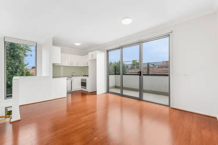 Fourth view of Homely townhouse listing, 1/20 Ardyne Street, Murrumbeena VIC 3163