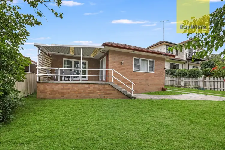 7 Belmore Street East, Oatlands NSW 2117