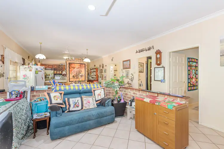 Sixth view of Homely house listing, 11 Fox Close, Bullsbrook WA 6084