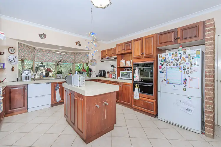 Seventh view of Homely house listing, 11 Fox Close, Bullsbrook WA 6084