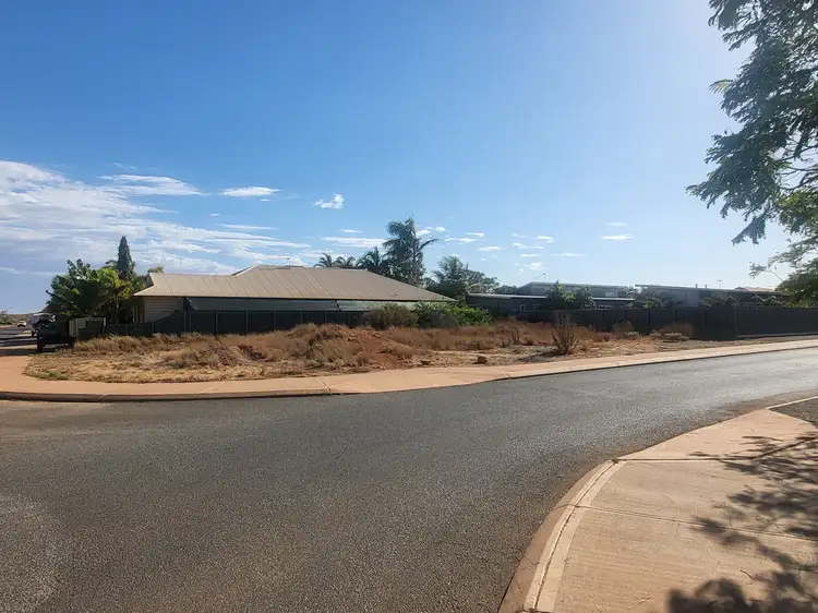 6 Nyamina Road, Baynton WA 6714