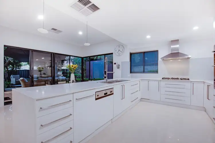 Sixth view of Homely house listing, 5 Hoyne View, Gwelup WA 6018