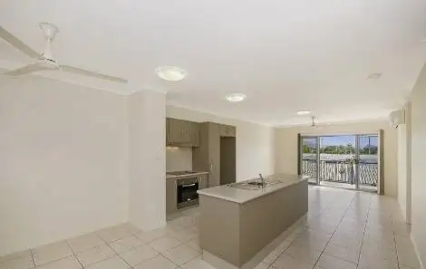 Third view of Homely unit listing, 17/13 Albert Street, Cranbrook QLD 4814