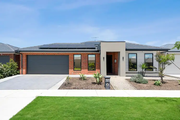 11 Moonah Circuit, Lara VIC 3212