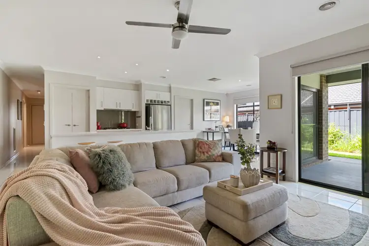 Fourth view of Homely house listing, 85 Evans Drive, Croydon VIC 3136