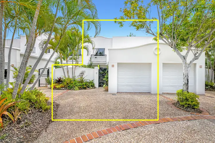 14/100 Paros Cotlew Street East, Southport QLD 4215