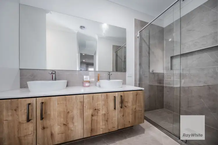 Seventh view of Homely house listing, 39 Louvre Road, Bonnie Brook VIC 3335