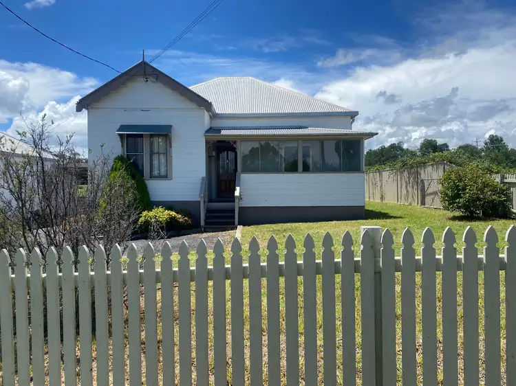 9 Madgwick Drive