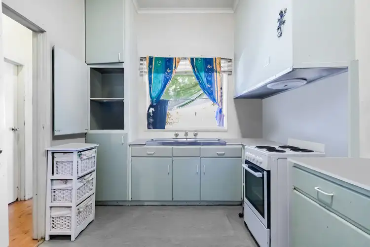 Fifth view of Homely house listing, 21 Westcliffs Crescent, Red Cliffs VIC 3496