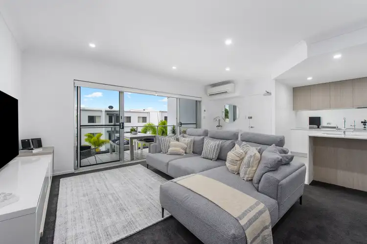 28/2341 Gold Coast Highway, Mermaid Beach QLD 4218