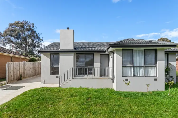 1/16 Wallace Way, Mooroolbark VIC 3138