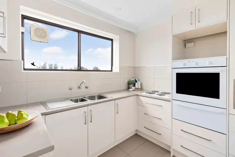 Fourth view of Homely apartment listing, 10/402 Nepean Highway, Frankston VIC 3199