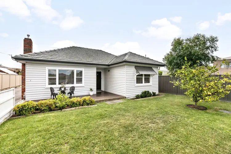 1/2 Virginia Street, Pascoe Vale VIC 3044
