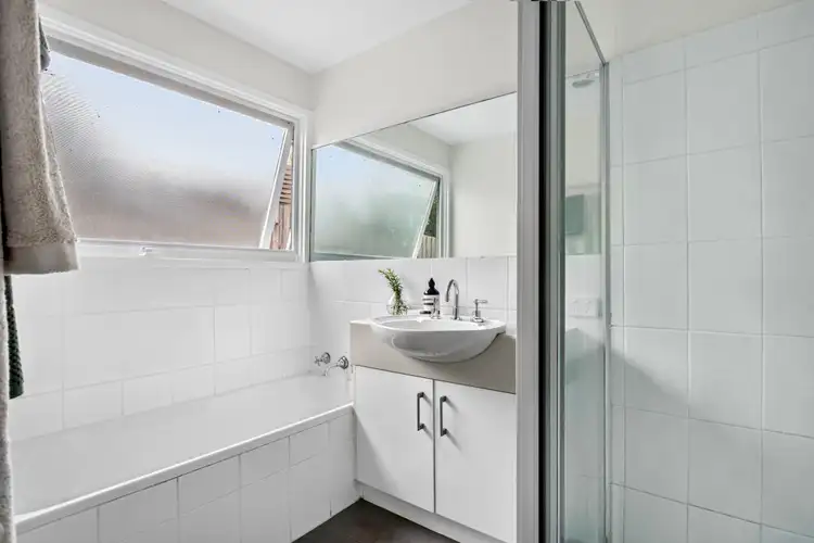 Sixth view of Homely house listing, 3 Raphael Crescent, Frankston VIC 3199